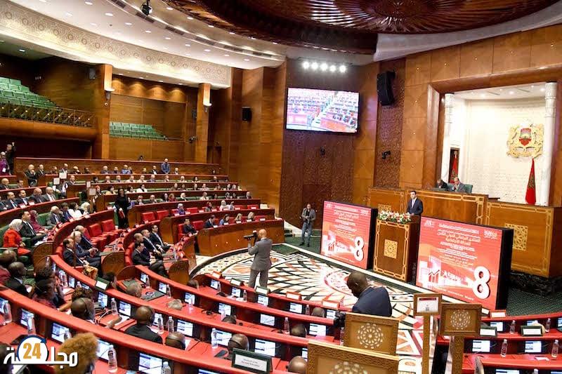 أخنوش: الحكومة تراهن على إعادة النظر في مجموعة من التشريعات والقوانين الاجتماعية