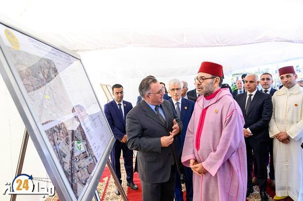 جلالة الملك يشرف بالدار البيضاء على وضع الحجر الأساس لمركز طبي للقرب