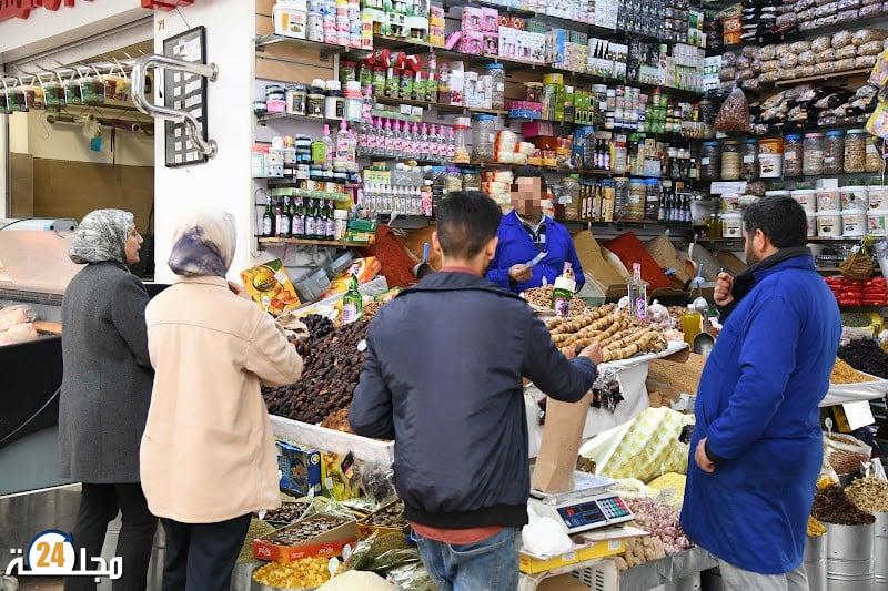 الأسواق قبل حلول رمضان.. ضبط مئات التجاوزات وتوجيه آلاف الإنذارات للمخالفين