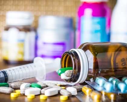 نقص بعض الأدوية في الصيدليات.. هذه خطة الوزارة لتوفير البدائل