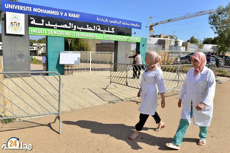 الحكومة تسعى إلى توفير 97 ألفا من الأطقم الطبية وتسعى إلى تقليص سنوات التكوين