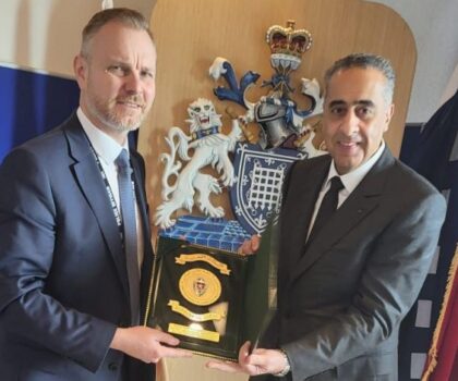 المملكة المتحدة.. حموشي يبحث مع مسؤولين أمنيين بريطانيين سبل تطوير التعاون المشترك