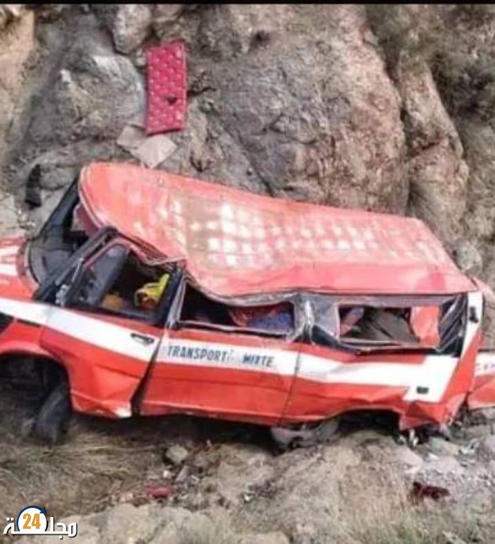 أزيلال.. حادثة سير خطيرة تخلف حوالي ثمانية عشر ضحية بين قتيل و جريح