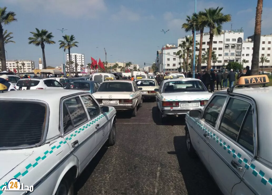 نقل الركاب بدون رخص بالدار البيضاء.. الشرطة تفتح تحقيقا