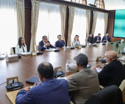 الحوار الاجتماعي..أخنوش يلتقي وفدا من الكونفدرالية الديمقراطية للشغل