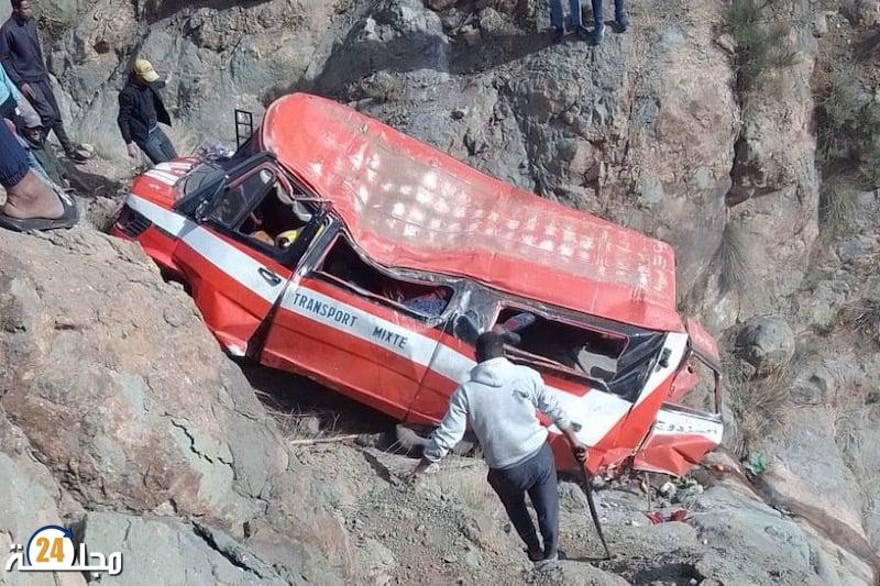 بعد توالي حوادث السير المميتة.. النقل المزدوج لم يعد حلا لاشكالية التنقل في القرى