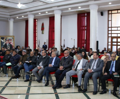خريبكة….. اللجنة الإقليمية للتنمية البشرية تعقد لقاءا تواصليا مع مكونات المجتمع المدني