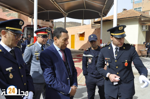 الكاتب العام لعمالة خنيفرة يترأس حفل تخليد اليوم العالمي للوقاية المدنية