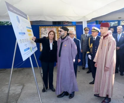 جلالة الملك يعطي بالرباط انطلاقة العملية الوطنية “رمضان 1445” لفائدة مليون أسرة