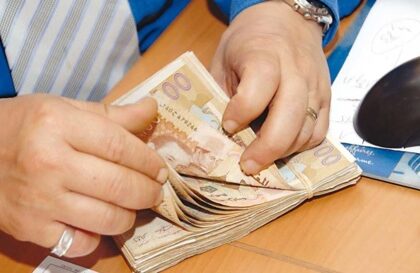 مسؤول بوكالة بنكية يسطو على مليار سنتيم ويلوذ بالفرار