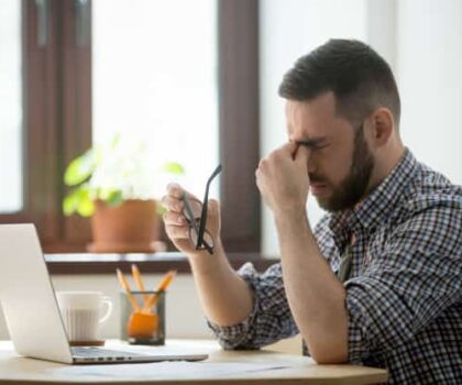 صداع التوتر.. تعرف على أعراضه وطريقة علاجه