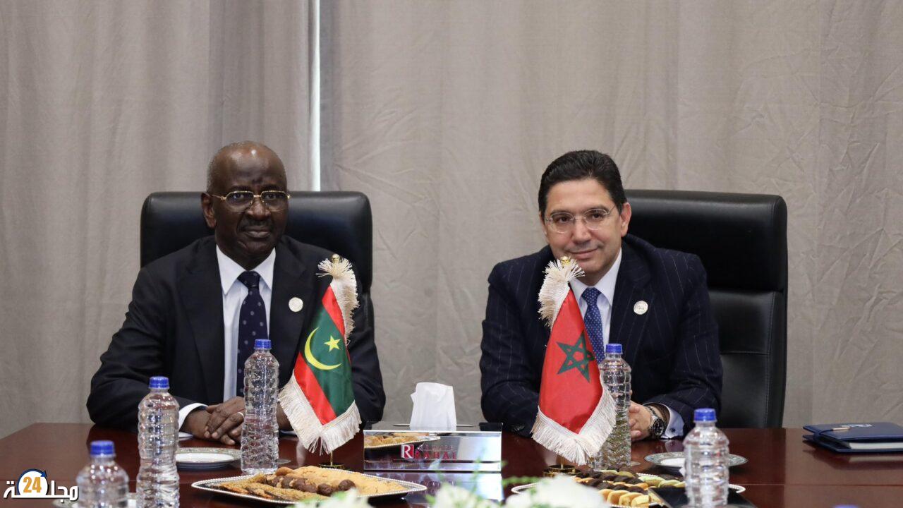 ناصر بوريطة يجري مباحثات مع وزير الشؤون الخارجية الموريتاني