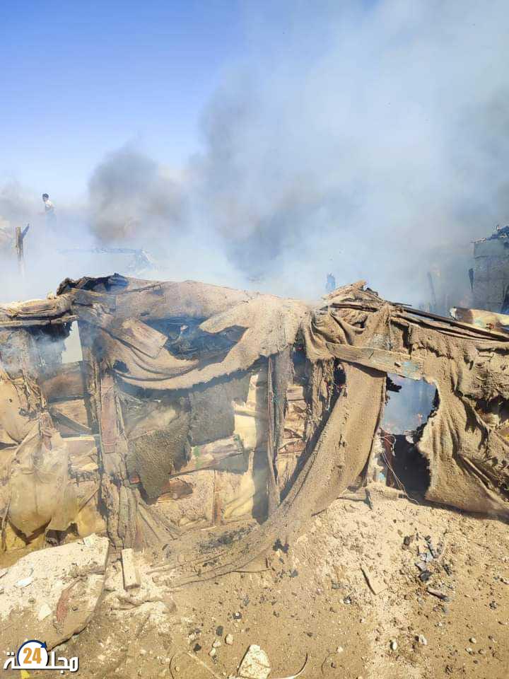 بوجدور .. حريق يلتهم عددا من براريك البحارة بقرية الصيد سيد اكطي الغازي