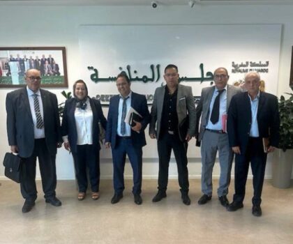 للحد من عشوائية الأسعار.. مجلس المنافسة يجتمع بأرباب المقاهي