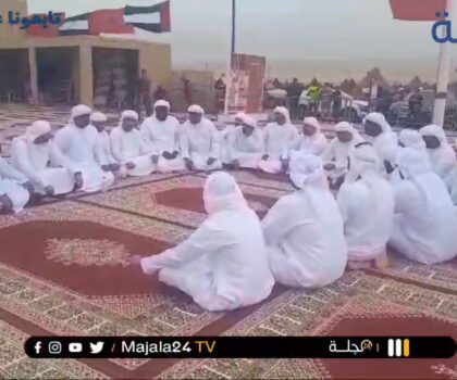 بالفيديو..موسم طانطان …. مشاركة دولة الإمارات بفرق فلكلورية و مجلة 24 تواكب اهم لحظات مسابقة محالب الإبل