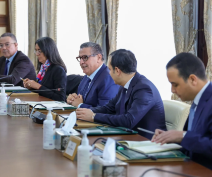 الحوار الاجتماعي: الحكومة تواصل مناقشة النقط العالقة في مختلف القطاعات