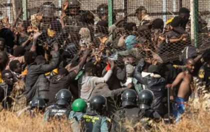 النيابة العامة تغلق التحقيق في وفاة 23 مهاجرا بسياج مليلية المحتلة