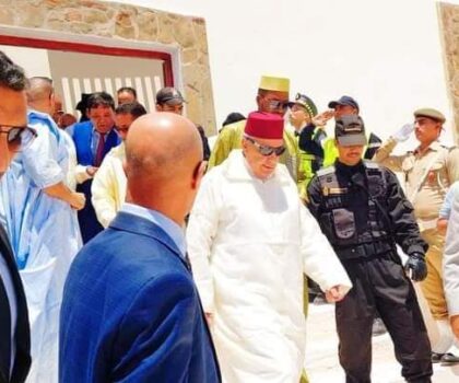 زيارة والي جهة كلميم وادنون الناجم أبهي لضريح العلامة الشيخ محمد الاغظف .