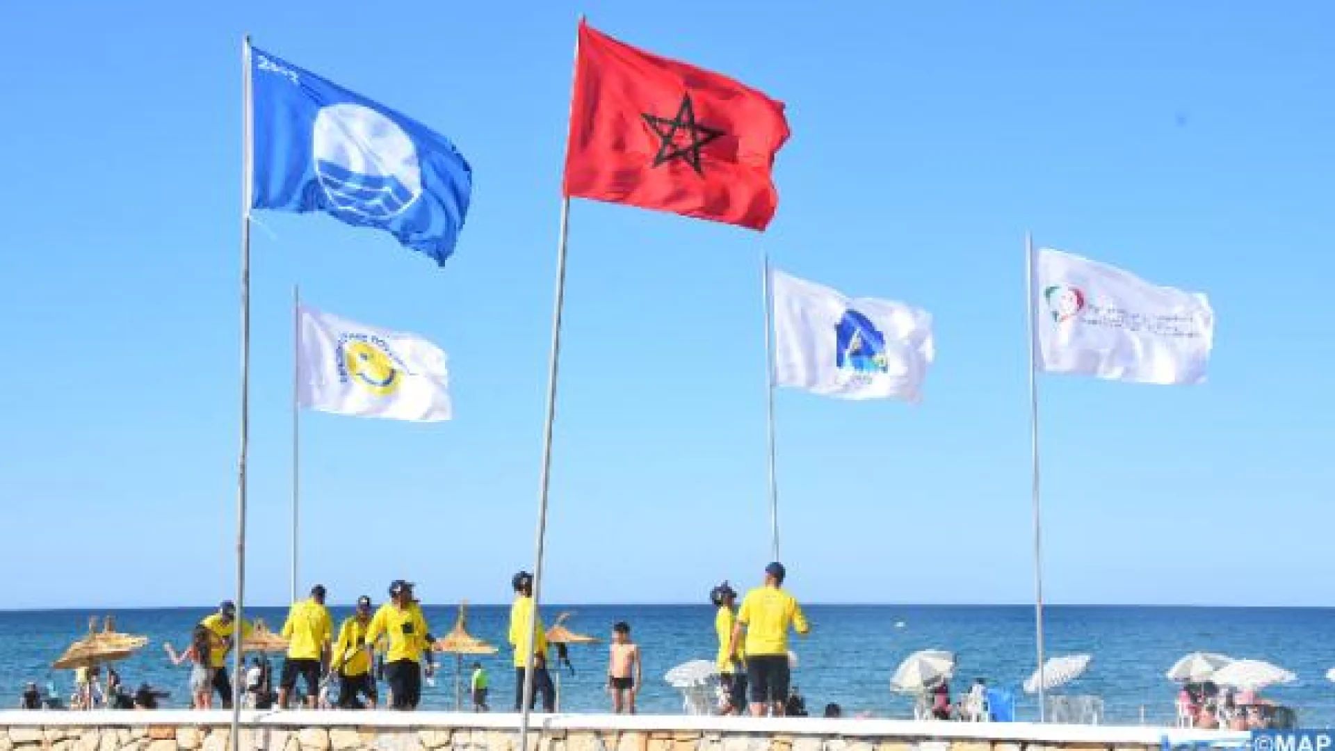 مؤسسة محمد السادس لحماية البيئة.. رفع الراية الزرقاء في عدة شواطئ ومنتجعات