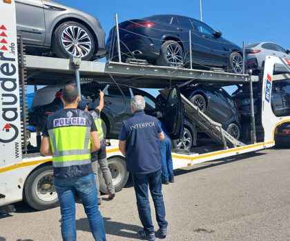 إسبانيا..إحباط عملية تهريب سيارات مسروقة كانت في طريقها إلى المغرب