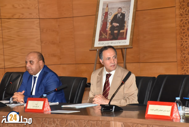 تيزنيت اجتماع في إطار الإعدادات الجارية لاستقبال مغاربة العالم والاستعداد لموسم الاصطياف 2024