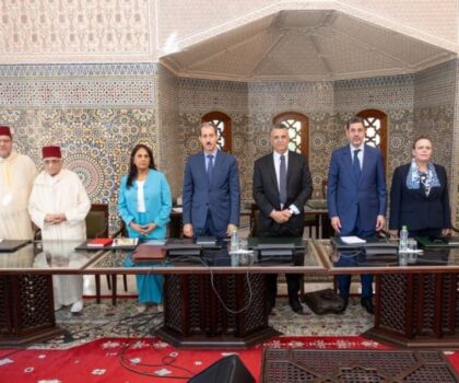 اللجنة المكلفة بمراجعة مدونة الأسرة ترفع تقريرها إلى أمير المؤمنين