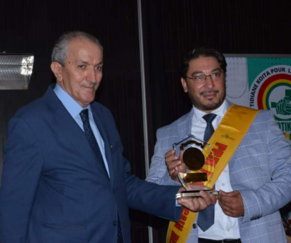 المهندس عبد الله الآتي يتألق في حفل التميز بجائزة عموم أفريقيا الكبرى PADEL 2024