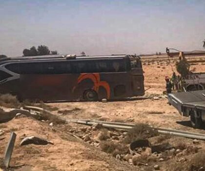 عاجل … وفاة جنديين و إصابة اخرين في حادثة انقلاب حافلة بالطريق السيار بين أكادير و مراكش