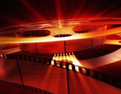 جمعية نادي الشاشة للطفولة والشباب بأزرو تنظم الدورة الثالثة لسينما المدينة