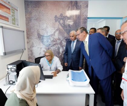 الحكومة تكشف تاريخ الزيادة في أجور الممرضين وتقنيي الصحة