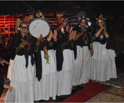 خيمة الشعر الامازيغي.. احتفاء بالشعر الامازيغي والموروث الثقافي بمهرجان سيدي افني