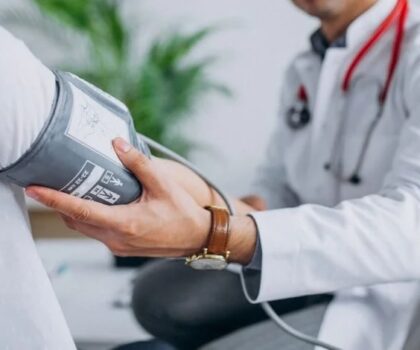 نصائح لمرضى ارتفاع ضغط الدم في الطقس الحار
