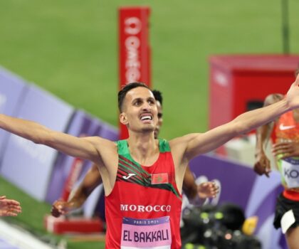 هكذا دخل البطل المغربي سفيان البقالي دائرة الأساطير العالميين في ألعاب القوى