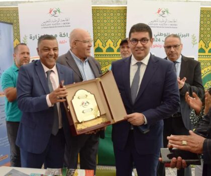 المحكمة الابتدائية بالعيون تستدعي رئيس الجامعة الوطنية للتخييم و ها علاش