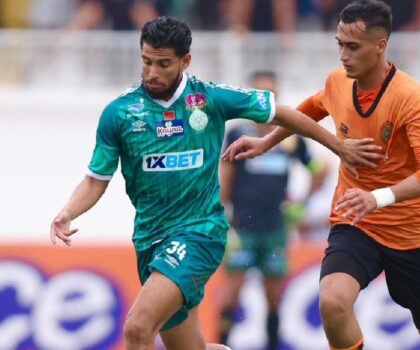 بركان يطيح بمضيفه الرجاء في قمة الجولة الأولى من البطولة الاحترافية