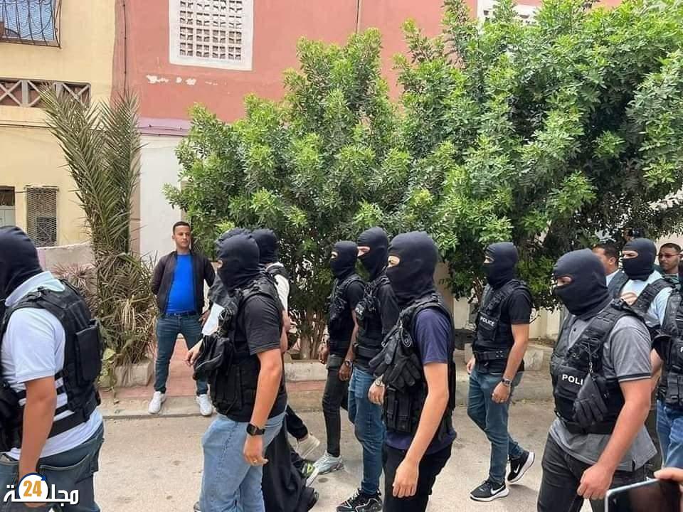 العيون …. حملات أمنية لفرقة مكافحة العصابات تسفر عن إيقاف أربعة عشر مشتبه فيه بحر الأسبوع الماضي