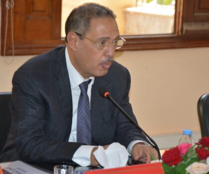 عامل إقليم سطات يترأس الاجتماع السنوي للدخول الجامعي والمدرسي والتكوين المهني لموسم 2024/2025