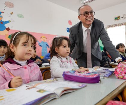 بنموسى: على المدرس مواكبة التحولات المجتمعية والتطور العلمي المتسارع