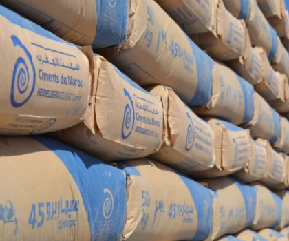 أكادير.. ضبط شاحنتين محملتين بأطنان من الإسمنت المدعم