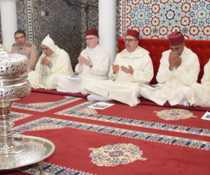 عامل إقليم  ميدلت يترأس بمسجد السلام حفلاً دينياً لإحياء ذكرى وفاة المغفور له الحسن الثاني