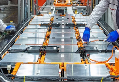 وزارة الخارجية البريطانية: يمكن للمغرب أن ينتج بطاريات بتكلفة تنافسية مع أوروبا