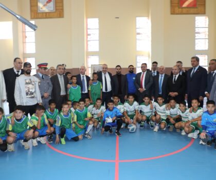 “مشاريع تنموية كبرى تعزز البنية التحتية والقطاع الرياضي بإقليم خنيفرة”