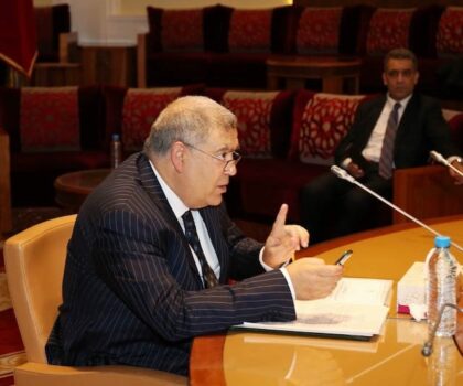 وزير الداخلية يكشف استفادة غير المستحقين من الدعم الاجتماعي المباشر