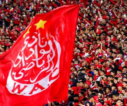 الوداد الرياضي يحتج على التحكيم ويطالب بإصلاحات لضمان نزاهة البطولة