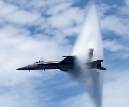 طائرة تسبّب الهلع بمدينة البروج