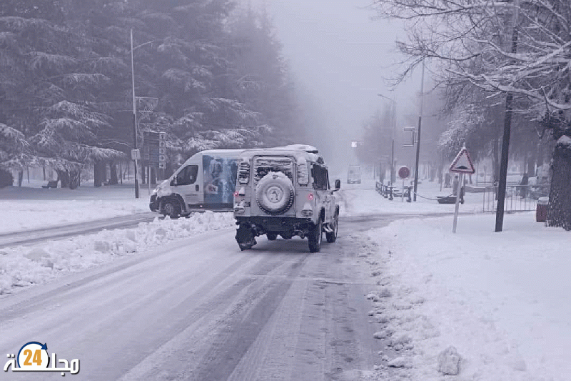 طقس الجمعة: ثلوج مرتقبة فوق المرتفعات بالأطلس الكبير