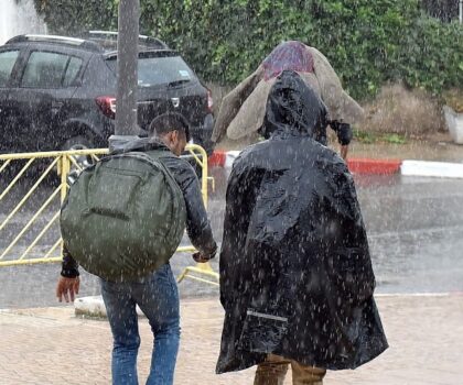 الأرصاد الجوية ..إطلاق تطبيقات هاتفية ونشرات إنذارية جهوية بالمغرب