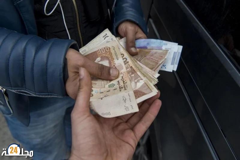 صفرو: الحكم على موظف ضبط متلبسا بتلقي رشوة