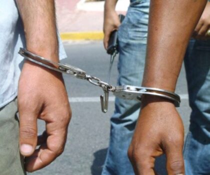 شرطة قلعة مكونة توقف مشتبه فيهما في قضايا النصب على راغبي الهجرة