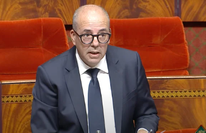 تصريح وزير الفلاحة يثير الجدل: “إيلا مكانتش الشتا كيهرب الحوت من البحر”